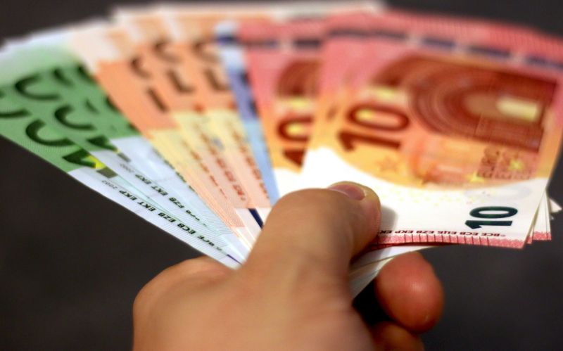 Schema de ajutor DR-23, de 165 milioane euro, aprobată pentru producători de lactate și alte afaceri